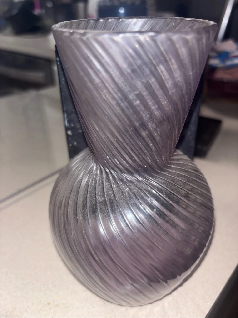 Elegant lilac Swirl Glass Vase - Home Accents